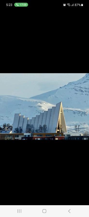 Apartment By The Lakeside Tromsø Exteriör bild